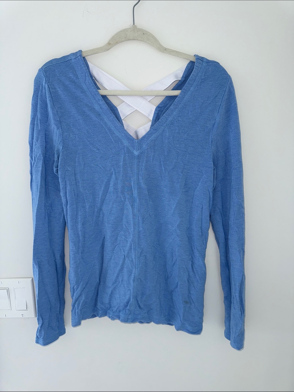 Lilly Pulitzer Blue V-Neck Long Sleeve Top with White Crisscross Back